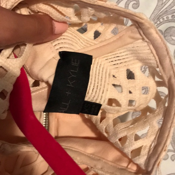 Kendall & Kylie Light pink Top - Picture 4 of 4